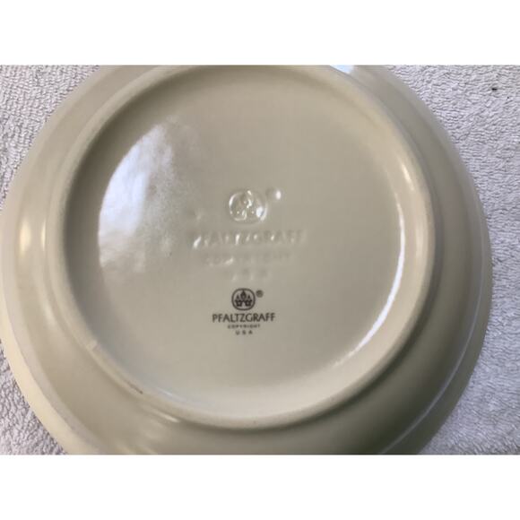 Pfaltzgraff Tea Rose 8" Round Vegetable Bowl - Picture 3 of 3